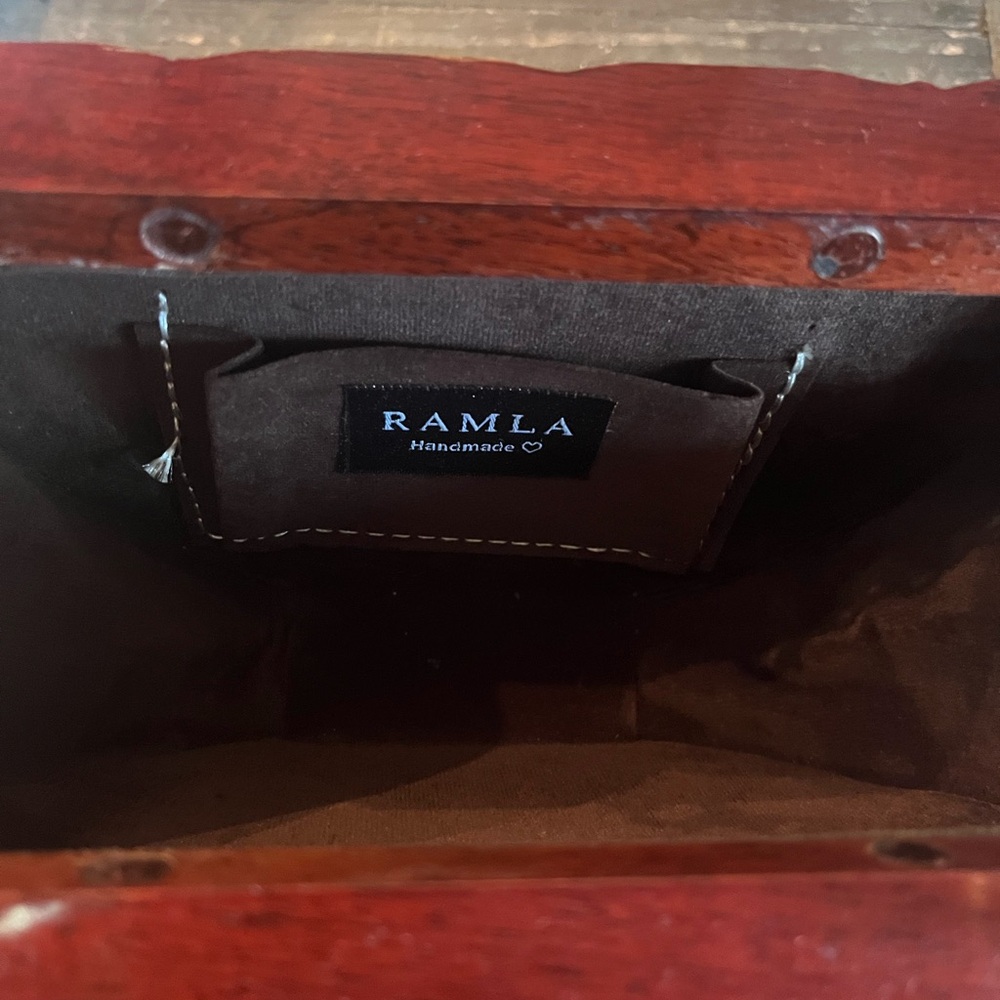 New Ramla wooden bag - Picture 3 of 5